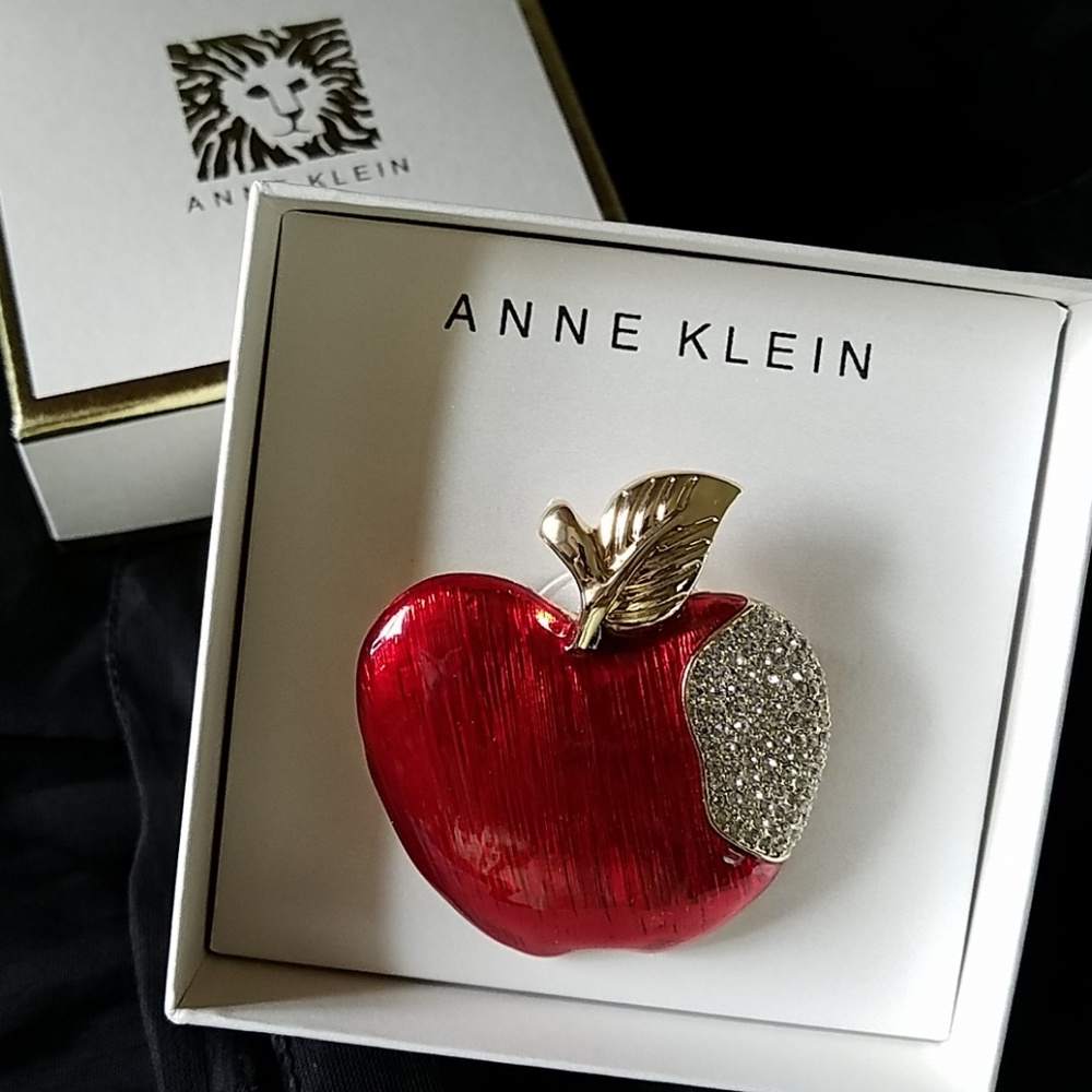 Beautiful Apple Pin